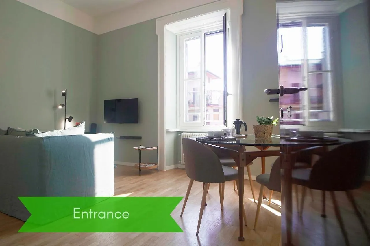Elegant Apartment Near Brera Area Μιλάνο