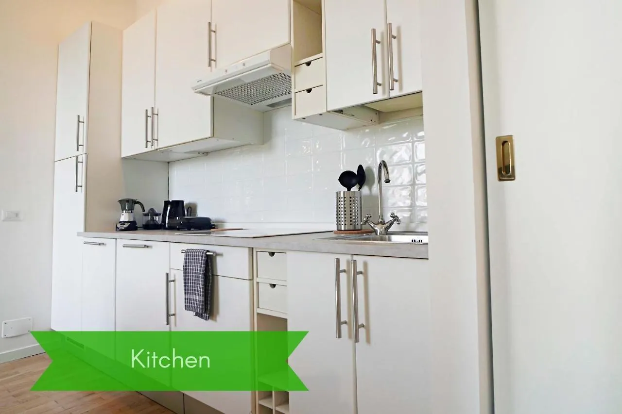 Elegant Apartment Near Brera Area Μιλάνο