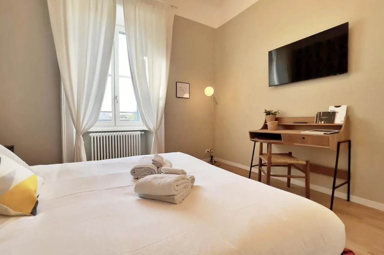 Elegant Apartment Near Brera Area Μιλάνο